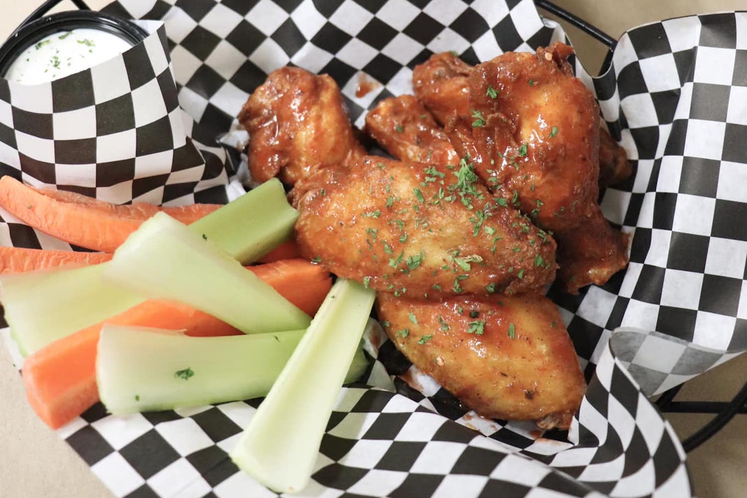 The%20pub%20wings