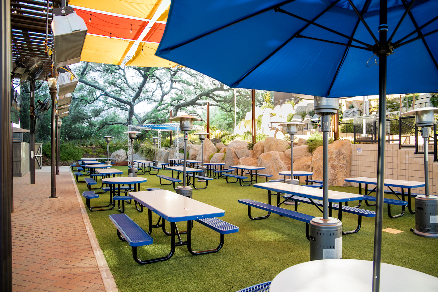 Draft%20republic%20beer%20garden