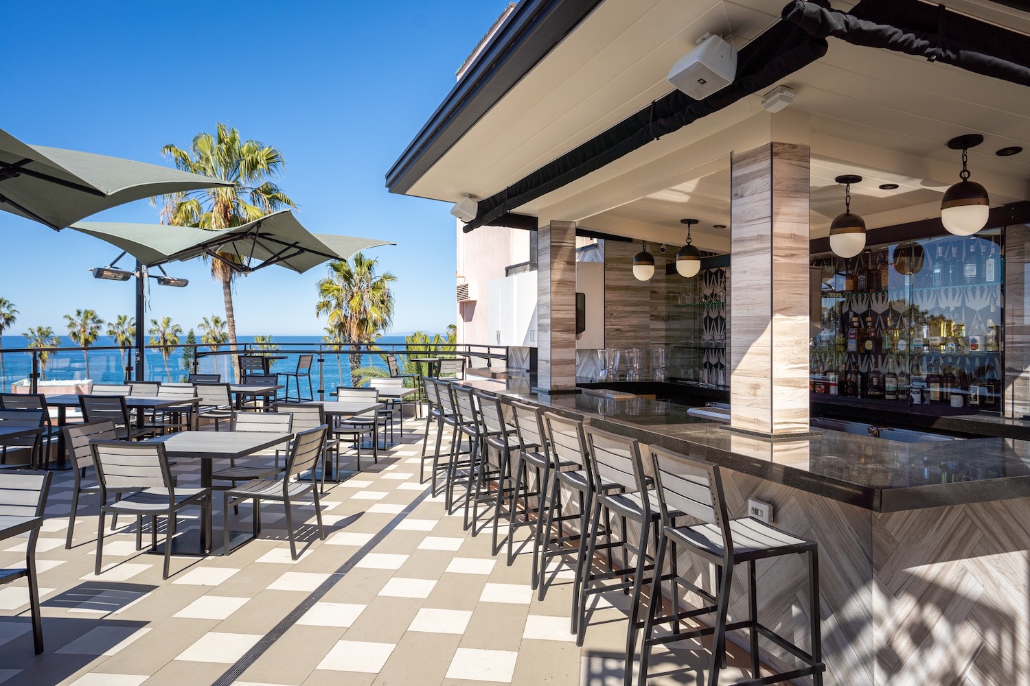 Birdseye%20rooftop%20restaurant %20bar%20%26%20patio