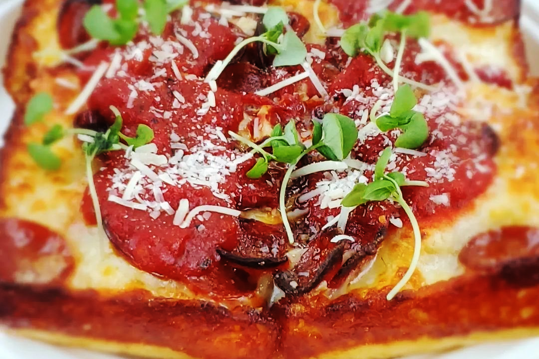 Angry%20petes%20pizza%20 %20deep%20dish%20pizza