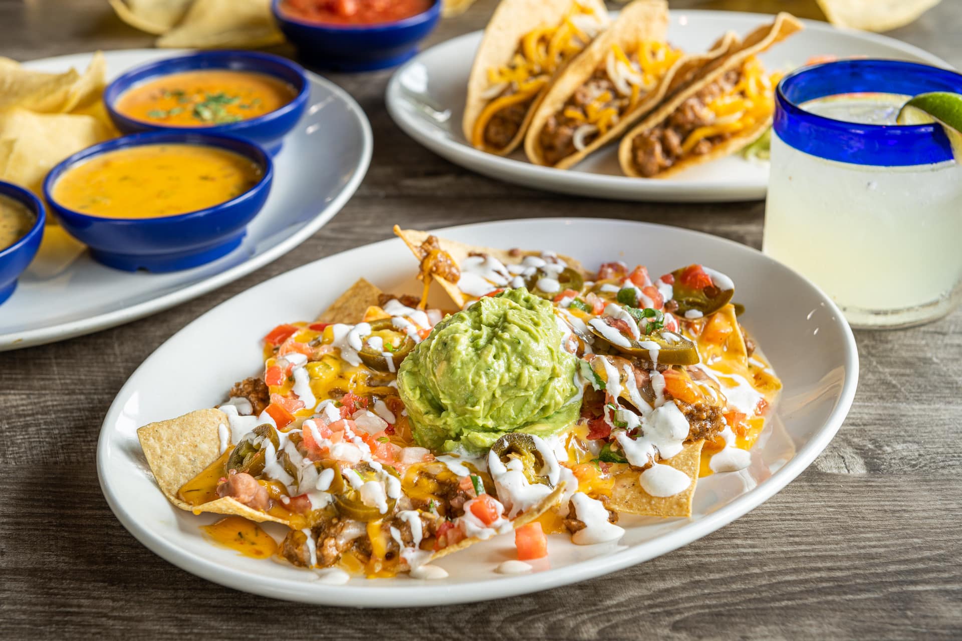 On%20the%20border nachos