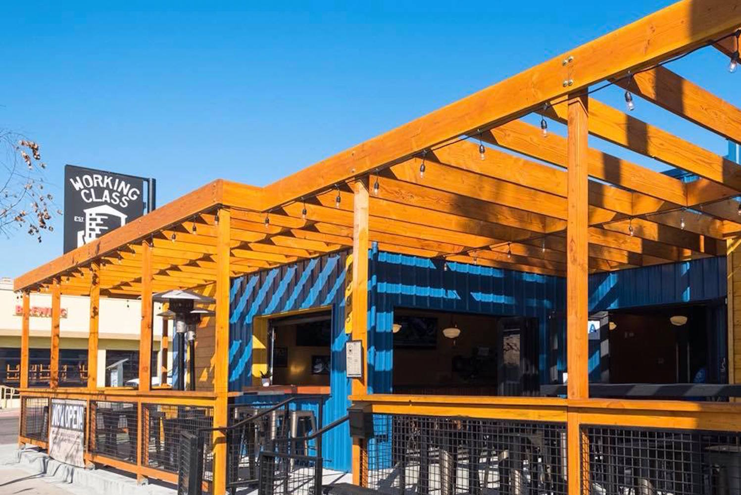 Working%20class%20exterior