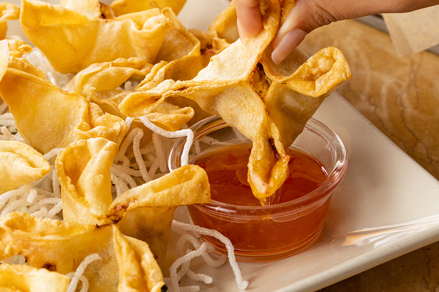 The%20cheesecake%20factory %20crab%20wontons