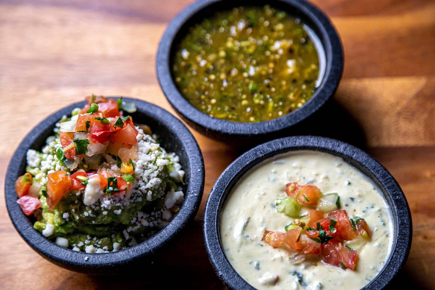 Macayos%20dip%20trio