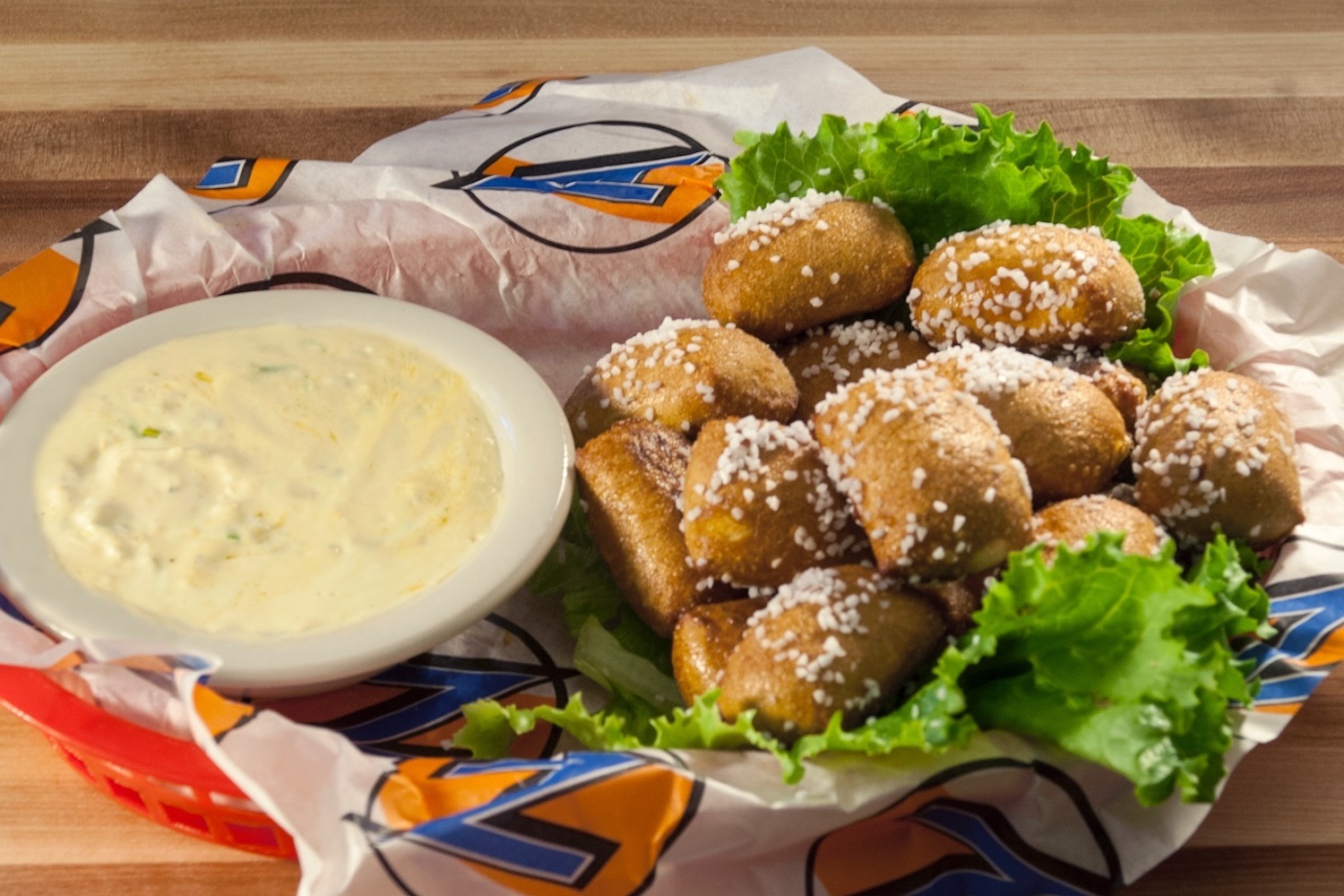 Zipps%20sports%20grill %20beer%20cheese%20pretzels